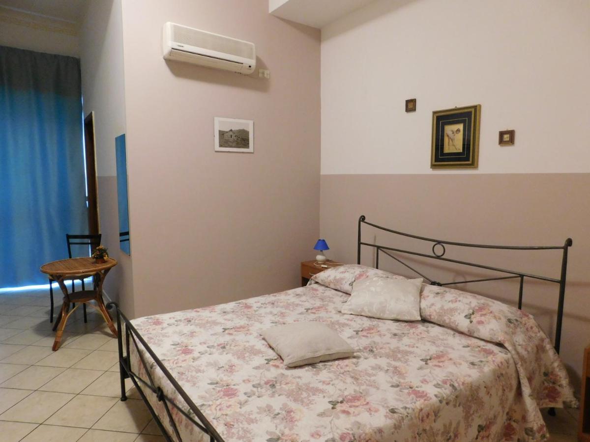 Villa Delle Vacanze Фьюмефреддо-ди-Сицилия Экстерьер фото
